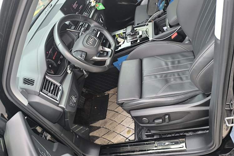 Used Audi Q5L 2021 40 TFSI Fashion Dynamic Model Left Front Seat