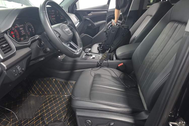 Used Audi Q5L 2021 40 TFSI Fashionable and Elegant Edition Left Front Seat