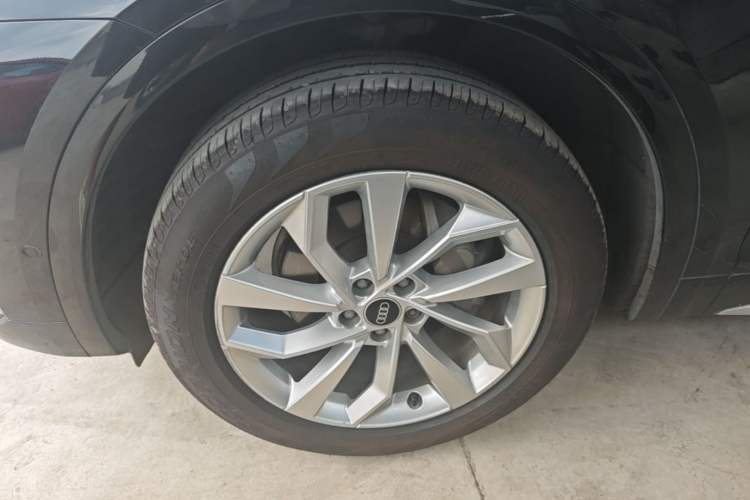 Used Audi Q5L 2021 40 TFSI Luxury Dynamic Edition Left Front Wheel Hub