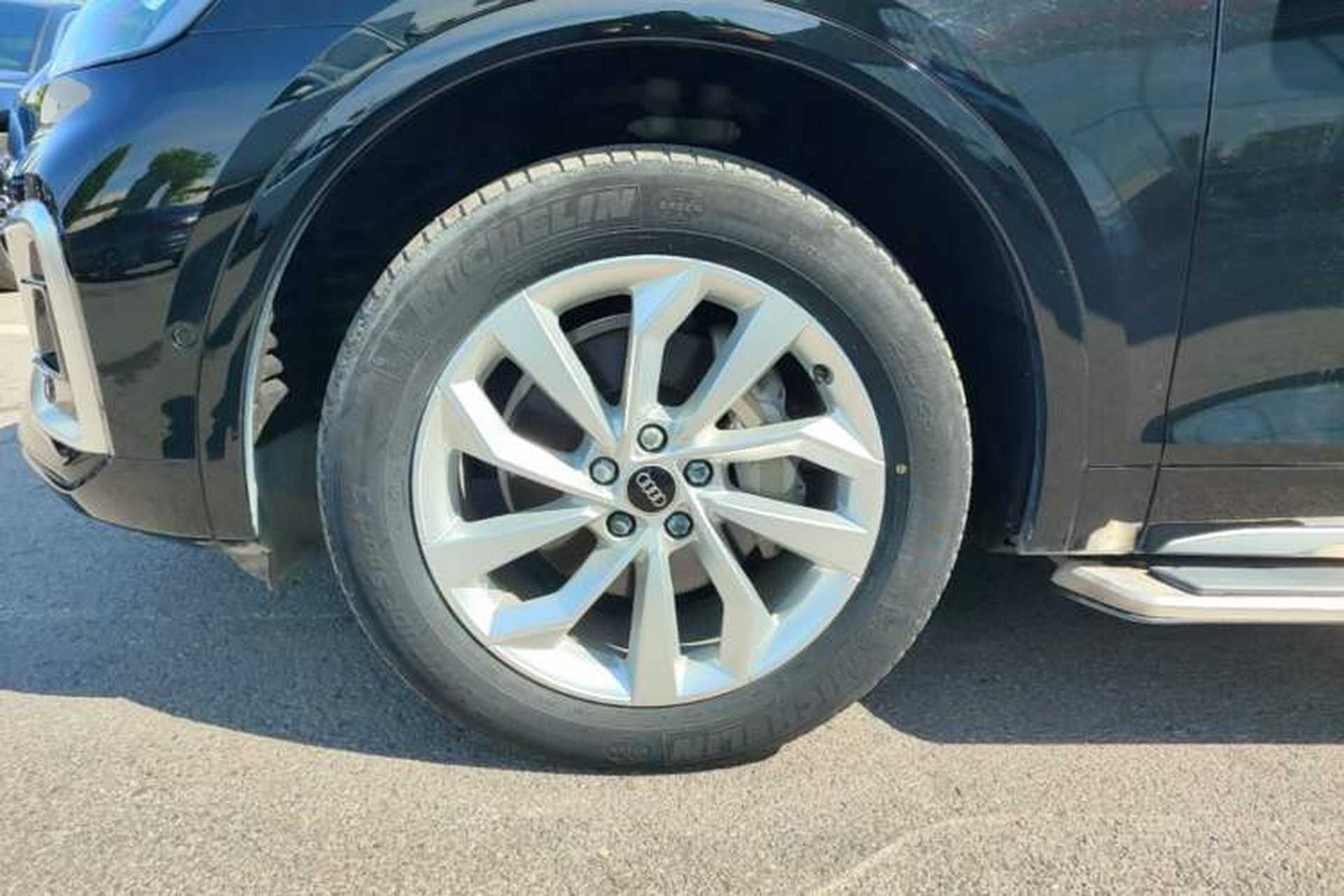 Used Audi Q5L 2021 40 TFSI Luxury Dynamic Edition Left Front Wheel Hub