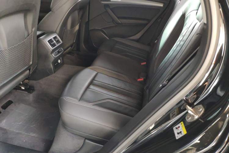 Used Audi Q5L 2021 40 TFSI Fashion Dynamic Model Left Rear Seat