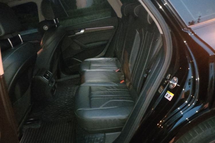 Used Audi Q5L 2021 45 TFSI Luxury Dynamic Edition Left Rear Seat