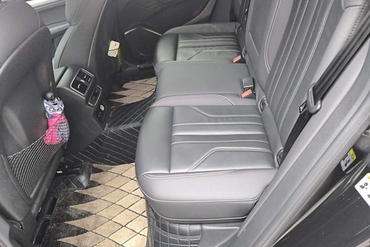 Used Audi Q5L 2021 40 TFSI Fashion Dynamic Model Left Rear Seat