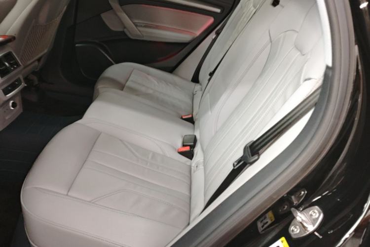 Used Audi Q5L 2021 40 TFSI Luxury Dynamic Edition Left Rear Seat