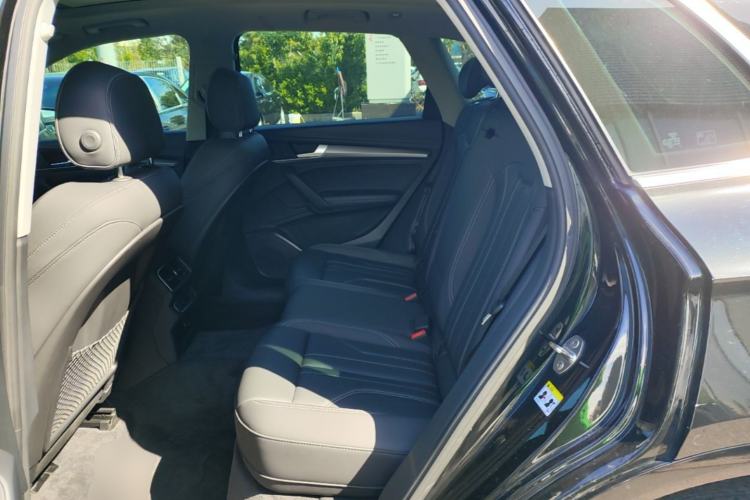 Used Audi Q5L 2021 40 TFSI Luxury Dynamic Edition Left Rear Seat