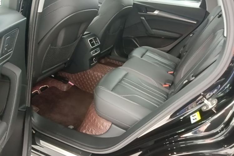 Used Audi Q5L 2021 45 TFSI Luxury Dynamic Edition Left Rear Seat