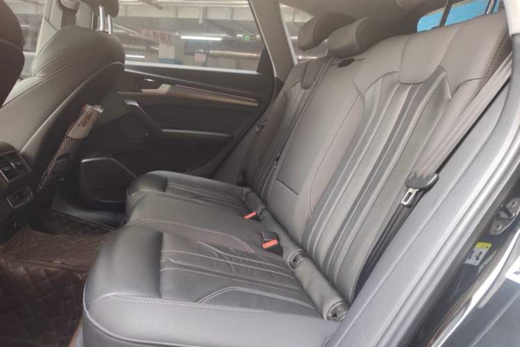 Used Audi Q5L 2021 40 TFSI Luxury Dynamic Edition Left Rear Seat