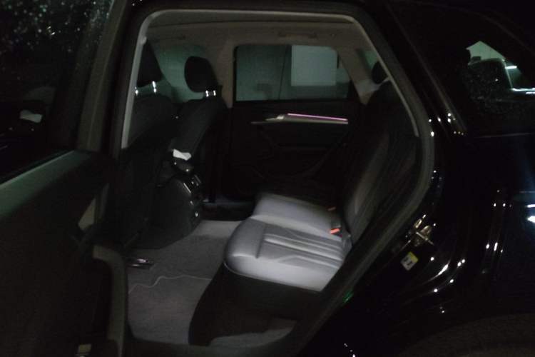 Used Audi Q5L 2021 40 TFSI Fashion Dynamic Model Left Rear Seat