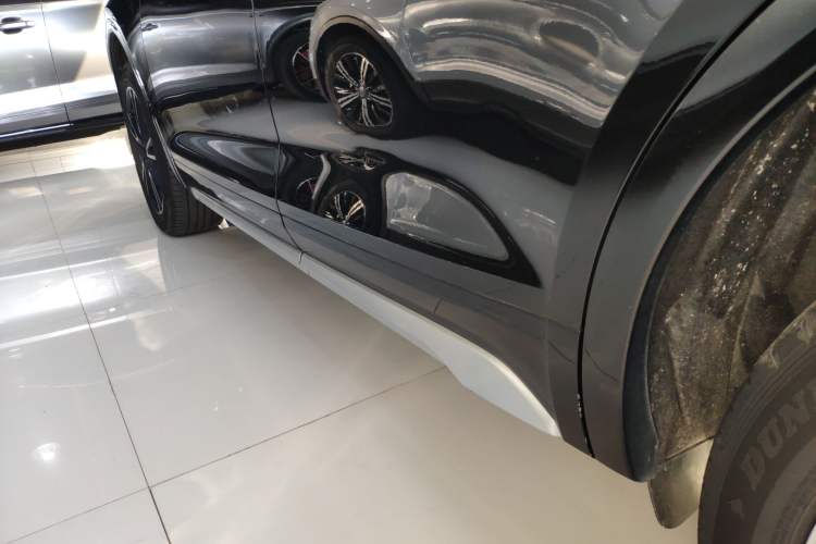 Used Audi Q5L 2021 40 TFSI Fashion Dynamic Model Left Side Sill