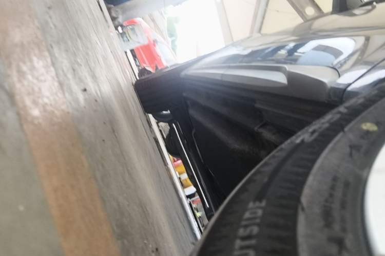 Used Audi Q5L 2021 40 TFSI Luxury Dynamic Edition Left Side Sill
