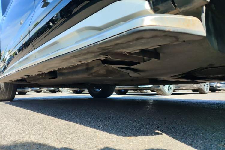 Used Audi Q5L 2021 40 TFSI Luxury Dynamic Edition Left Side Sill