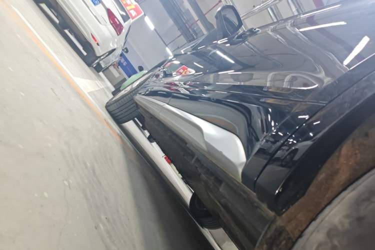 Used Audi Q5L 2021 40 TFSI Luxury Dynamic Edition Left Side Sill