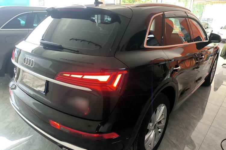 Used Audi Q5L 2021 40 TFSI Luxury Dynamic Edition Rear Right 45 Deg