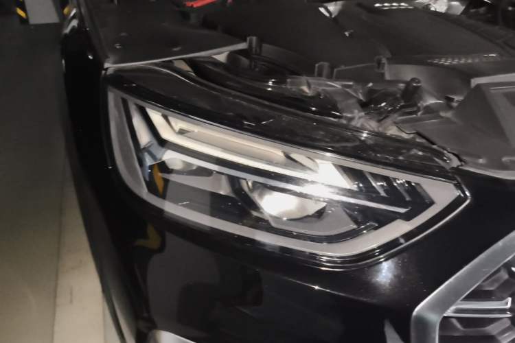 Used Audi Q5L 2021 40 TFSI Luxury Dynamic Edition Right Front Headlight