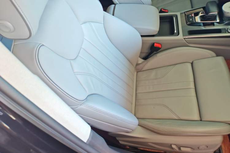 Used Audi Q5L 2021 40 TFSI Luxury Dynamic Edition Right Front Seat