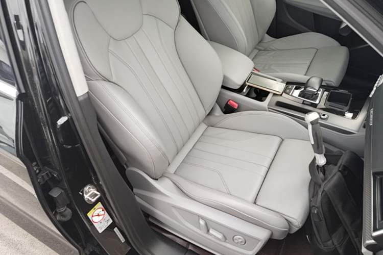 Used Audi Q5L 2021 40 TFSI Luxury Dynamic Edition Right Front Seat