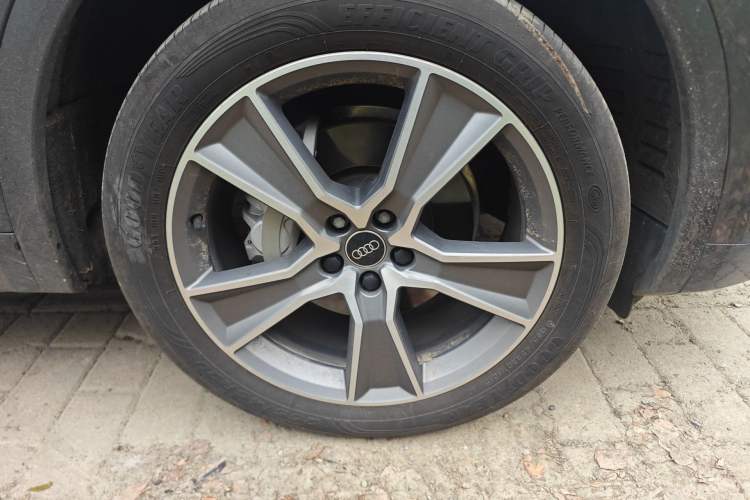 Used Audi Q5L 2021 40 TFSI Fashion Dynamic Model Right Front Wheel Hub