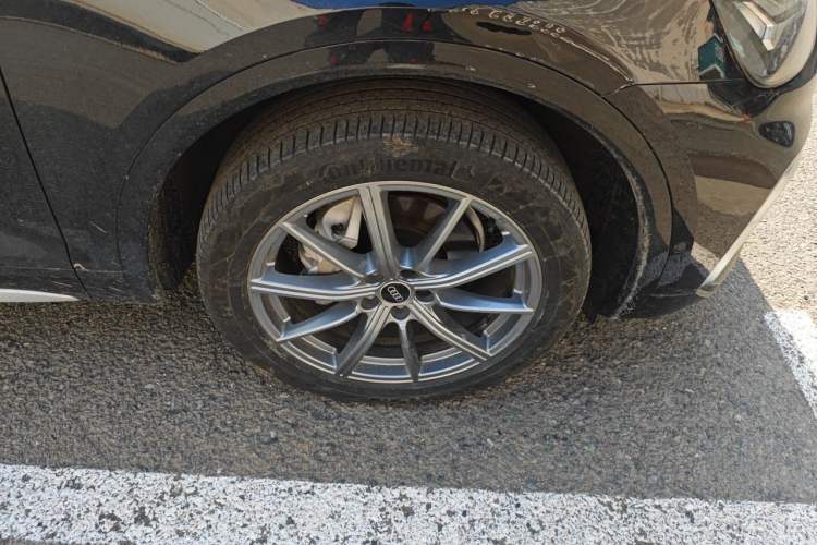Used Audi Q5L 2021 40 TFSI Luxury Dynamic Edition Right Front Wheel Hub