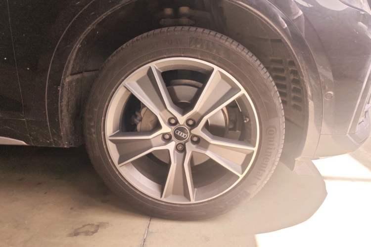 Used Audi Q5L 2021 45 TFSI Luxury Dynamic Edition Right Front Wheel Hub