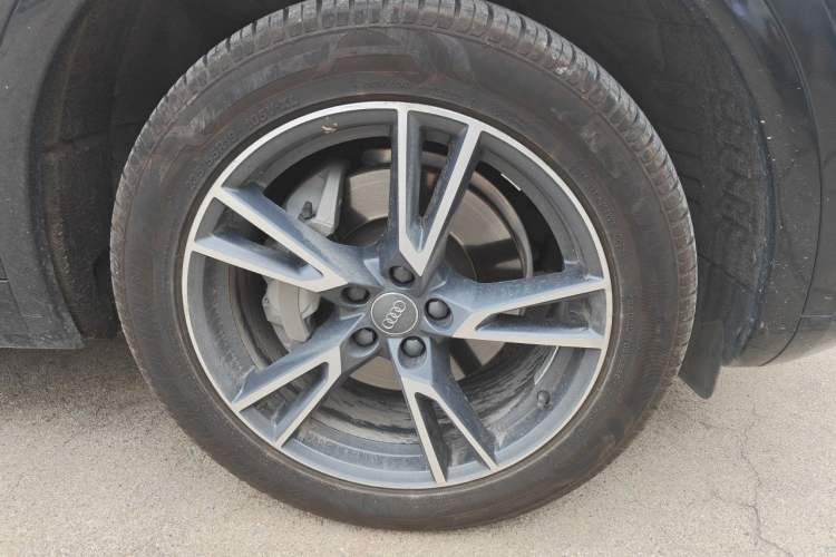 Used Audi Q5L 2021 40 TFSI Fashion Dynamic Model Right Front Wheel Hub