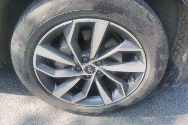 Used Audi Q5L 2021 40 TFSI Luxury Prestige Edition Right Front Wheel Hub