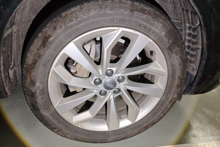 Used Audi Q5L 2021 40 TFSI Fashion Dynamic Model Right Front Wheel Hub