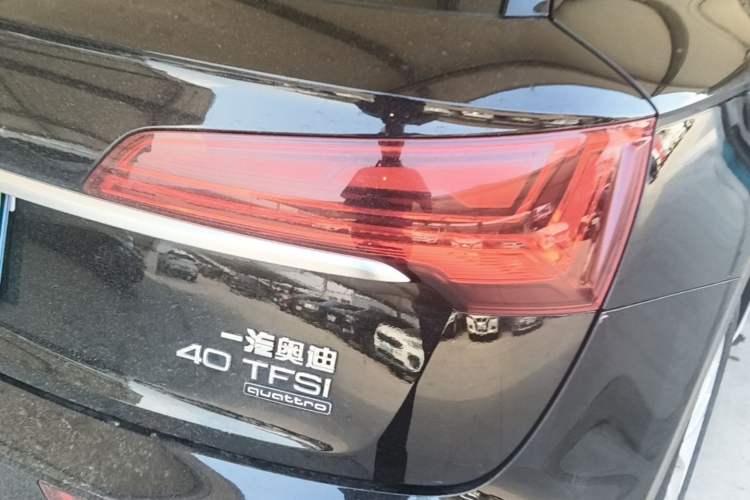 Used Audi Q5L 2021 40 TFSI Luxury Dynamic Edition Right Rear Taillight