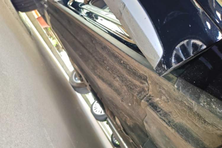 Used Audi Q5L 2021 40 TFSI Luxury Dynamic Edition Right Side Sill
