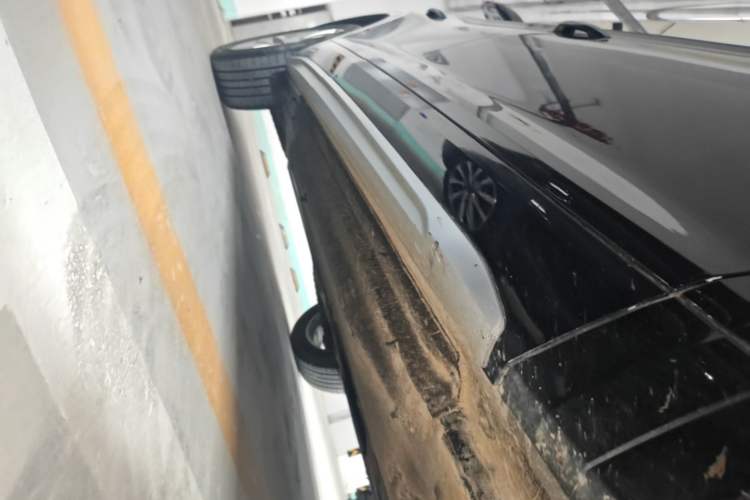 Used Audi Q5L 2021 40 TFSI Luxury Dynamic Edition Right Side Sill