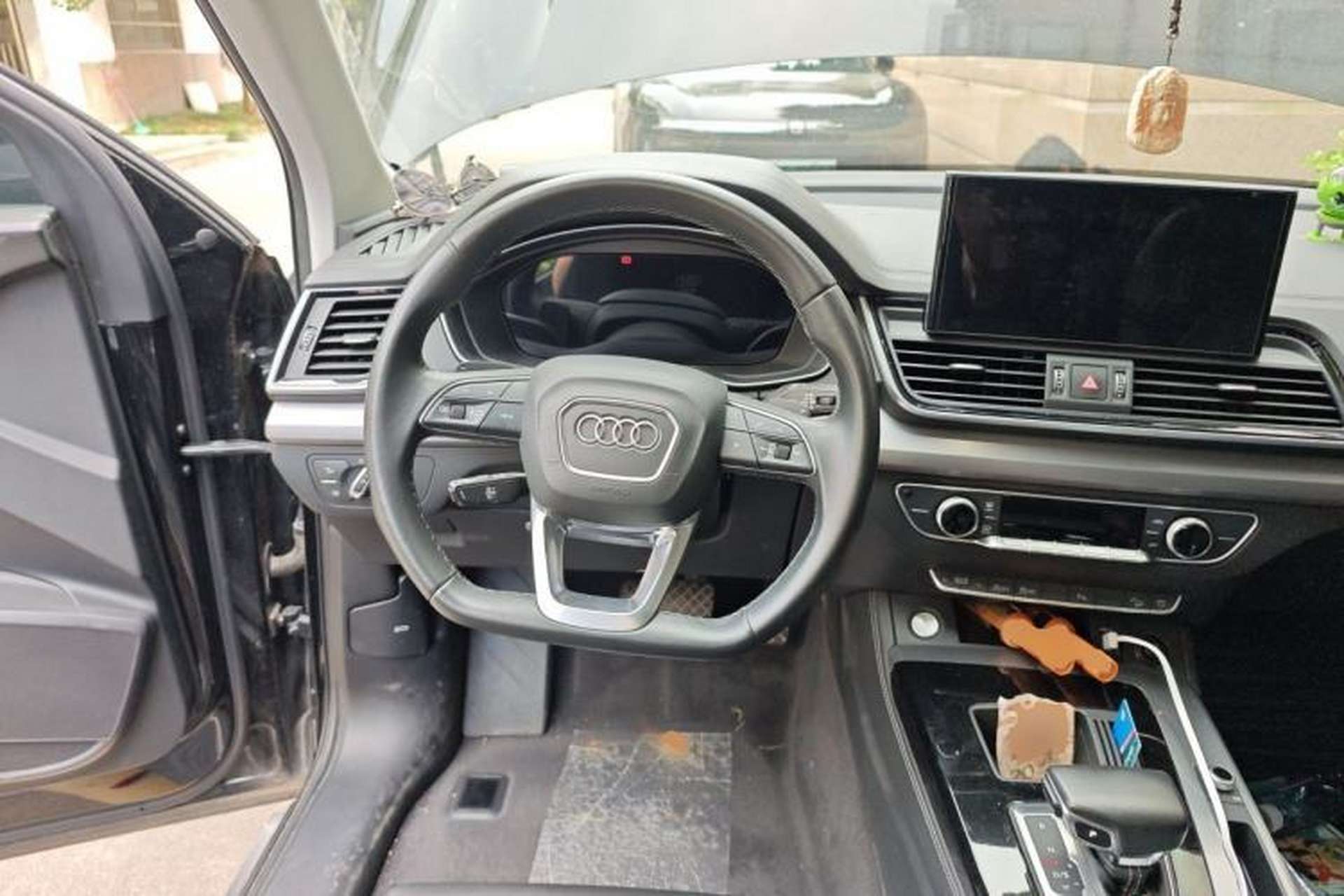 Used Audi Q5L 2021 40 TFSI Fashion Dynamic Model Steering Wheel