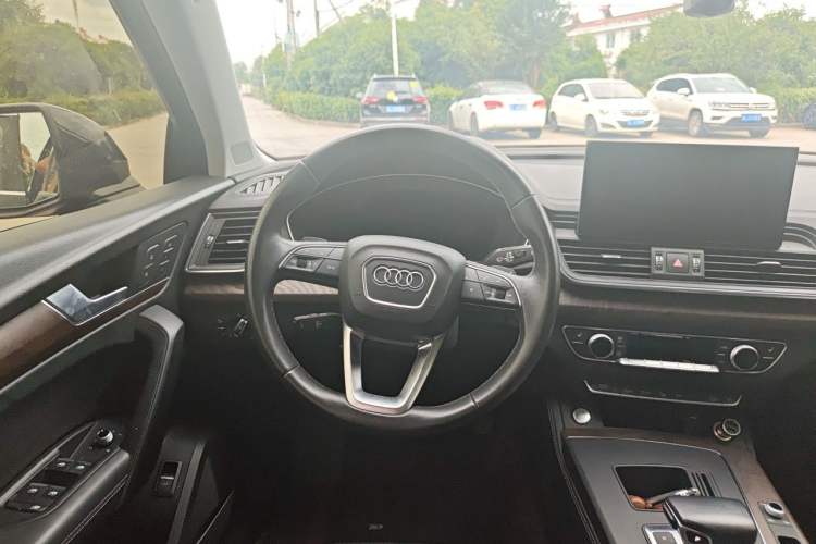Used Audi Q5L 2021 45 TFSI Luxury Prestige Edition Steering Wheel