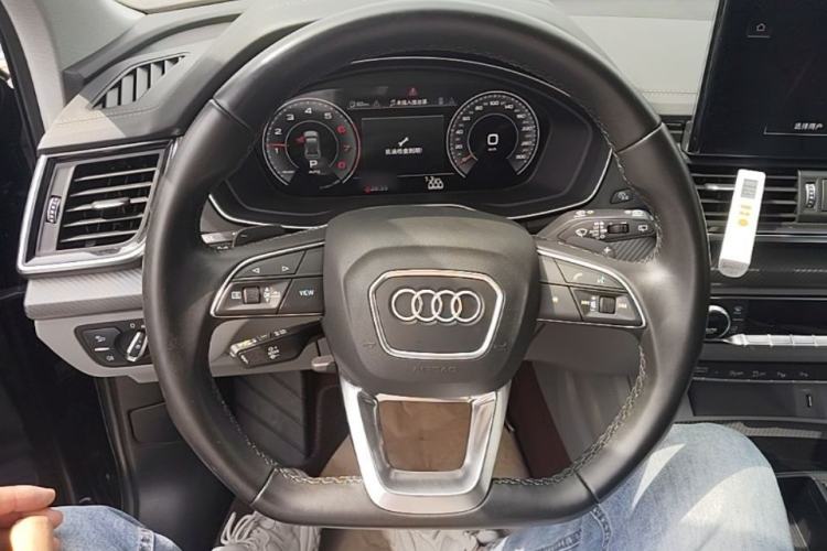 Used Audi Q5L 2021 40 TFSI Luxury Dynamic Edition Steering Wheel