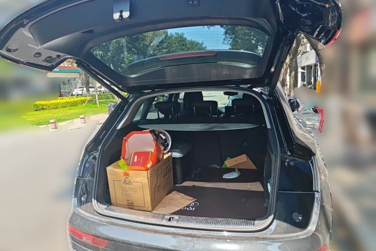 Used Audi Q5L 2021 40 TFSI Luxury Prestige Edition Trunk