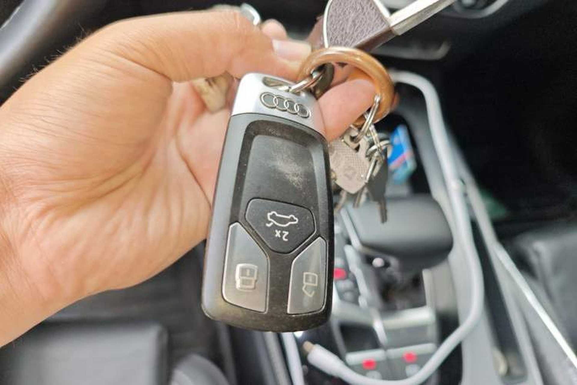 Used Audi Q5L 2021 40 TFSI Fashion Dynamic Model Vehicle Key