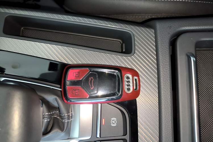 Used Audi Q5L 2021 40 TFSI Luxury Dynamic Edition Vehicle Key