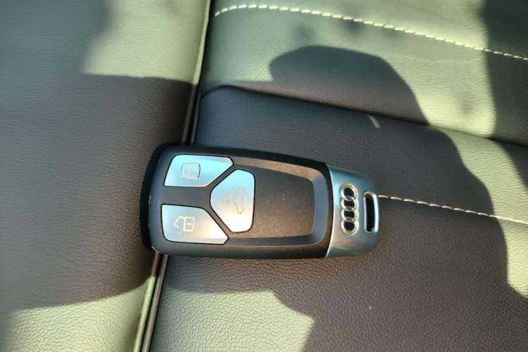 Used Audi Q5L 2021 40 TFSI Luxury Dynamic Edition Vehicle Key