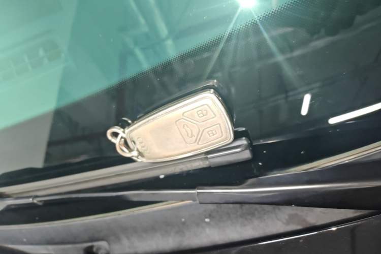 Used Audi Q5L 2021 40 TFSI Luxury Dynamic Edition Vehicle Key