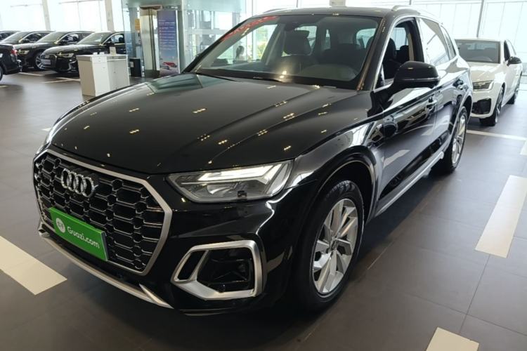 Used Audi Q5L 2021 40 TFSI Luxury Dynamic Edition Guazi used car, China used car export, Used car for sale, Used Audi cars, Cheapest cars for sale