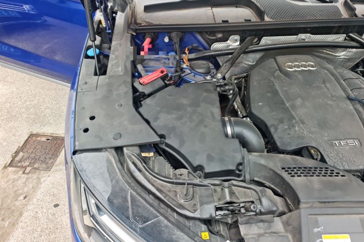 Used Audi Q5L 2021 45 TFSI Luxury Dynamic Edition Engine Bay Right