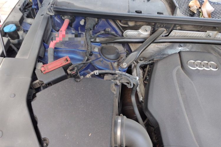 Used Audi Q5L 2021 45 TFSI Luxury Dynamic Edition Engine Bay Right