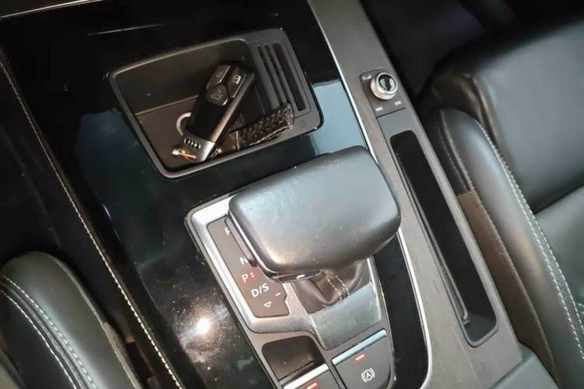 Used Audi Q5L 2021 45 TFSI Prestige Dynamic Edition Gear Lever