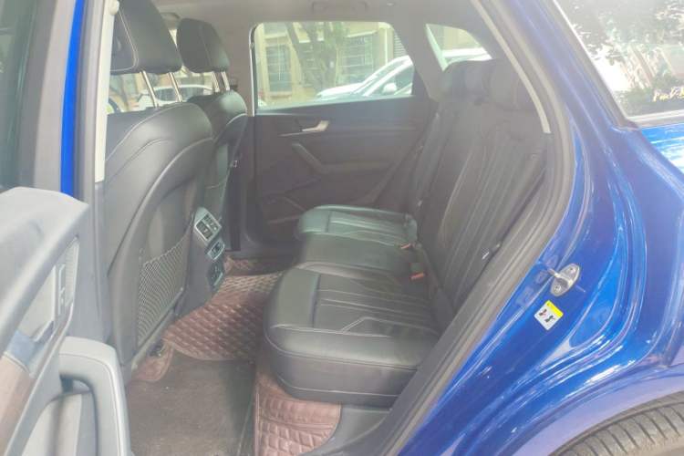 Used Audi Q5L 2021 45 TFSI Luxury Dynamic Edition Left Rear Seat
