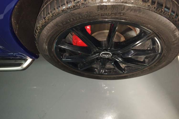 Used Audi Q5L 2021 45 TFSI Prestige Dynamic Edition Right Front Wheel Hub