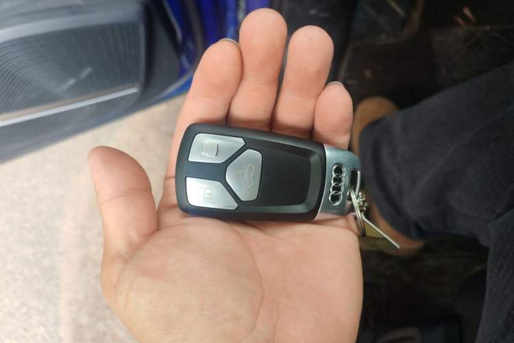 Used Audi Q5L 2021 45 TFSI Luxury Dynamic Edition Vehicle Key