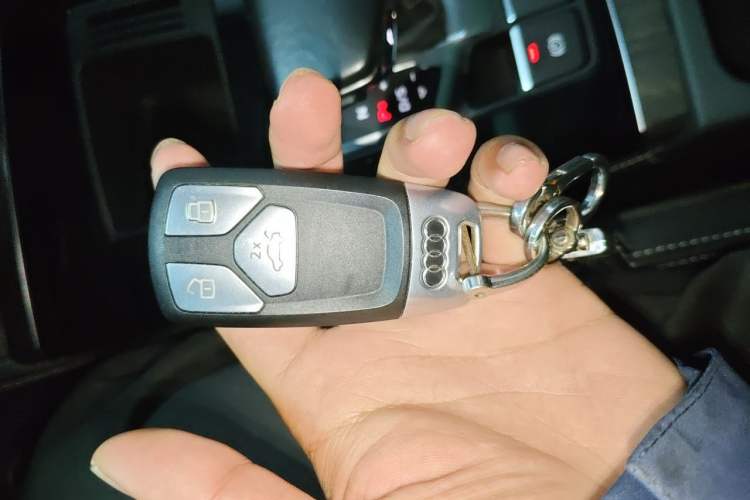 Used Audi Q5L 2021 45 TFSI Prestige Dynamic Edition Vehicle Key