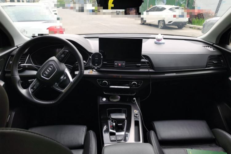 Used Audi Q5L 2021 40 TFSI Luxury Dynamic Edition Center Console