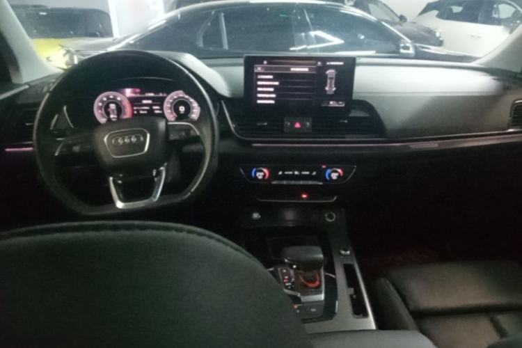 Used Audi Q5L 2021 40 TFSI Luxury Dynamic Edition Center Console