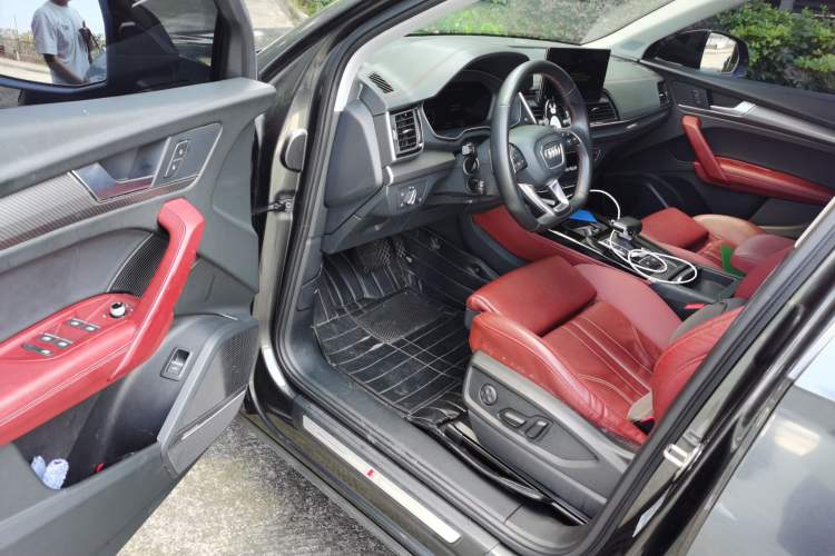 Used Audi Q5L 2021 40 TFSI Enjoy Life Edition Driver Seat