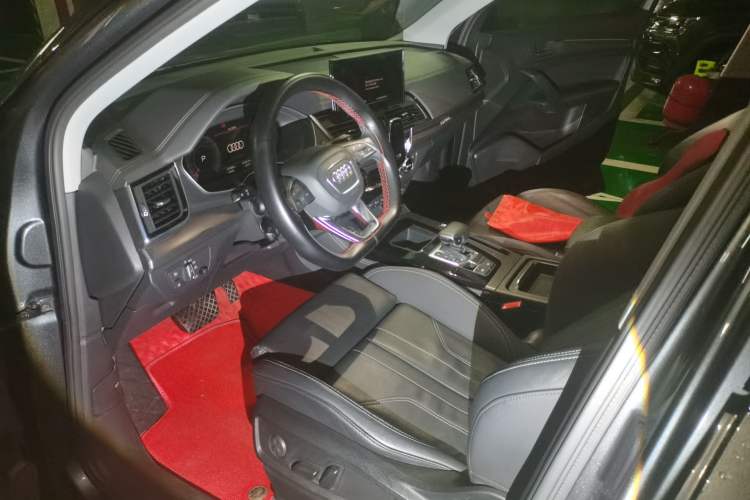 Used Audi Q5L 2021 40 TFSI Luxury Dynamic Edition Driver Seat