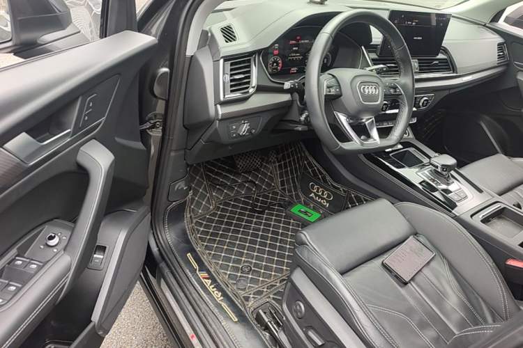 Used Audi Q5L 2021 40 TFSI Luxury Dynamic Edition Driver Seat